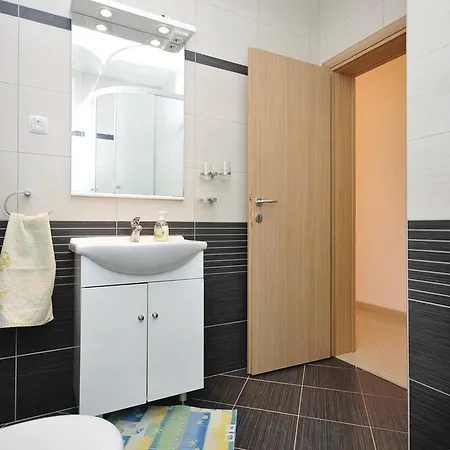 Put Pozara Ii Apartment