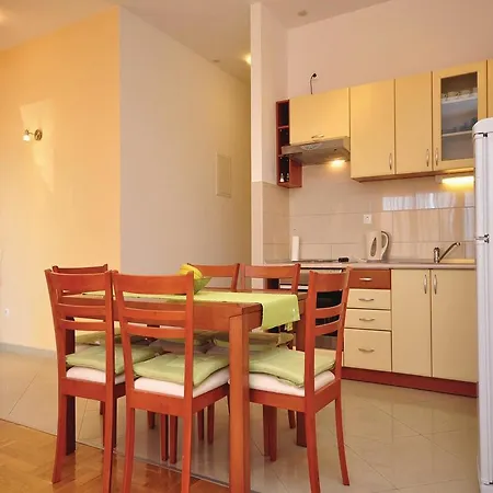 Apartment Put Pozara Ii *